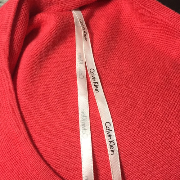 Calvin Klein Poncho - Picture 4 of 4